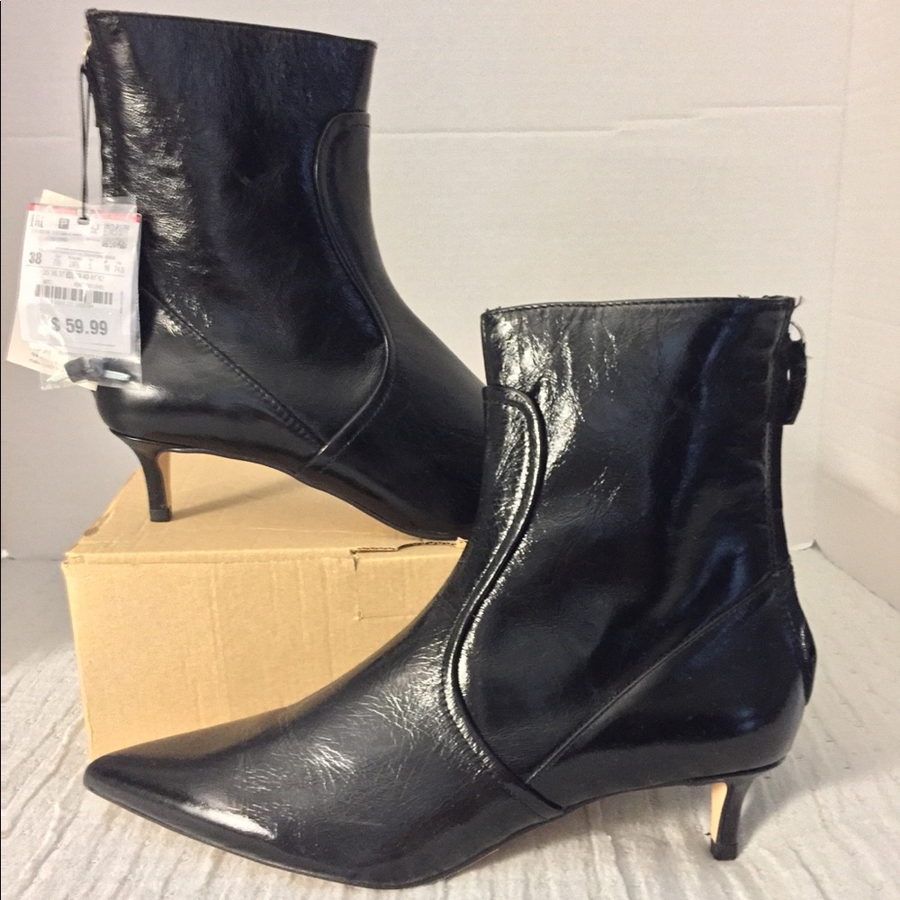 Zara NWT Sz 38 (7.5) Black Leather Booties